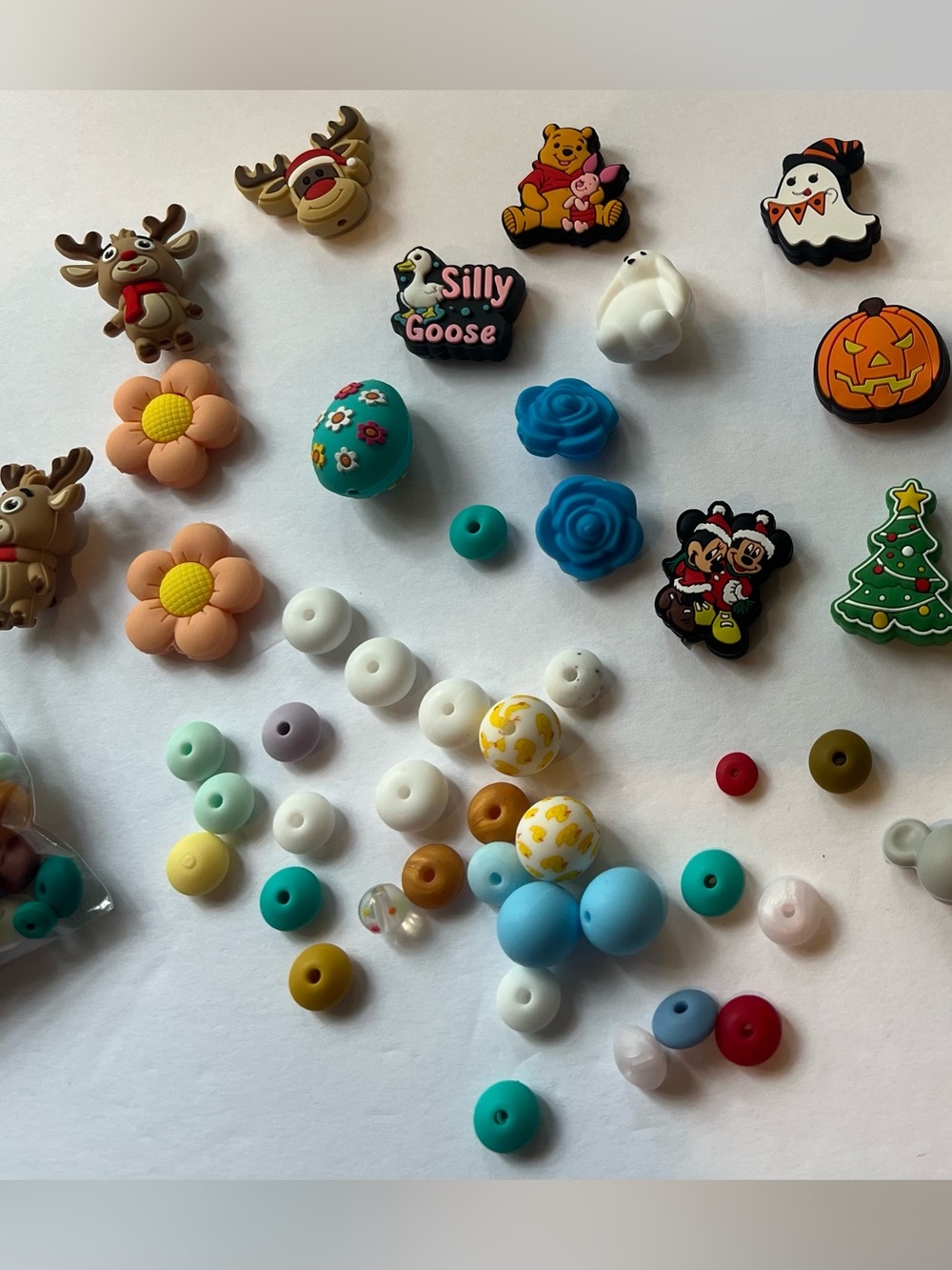 Misc Set of Silicone Beads